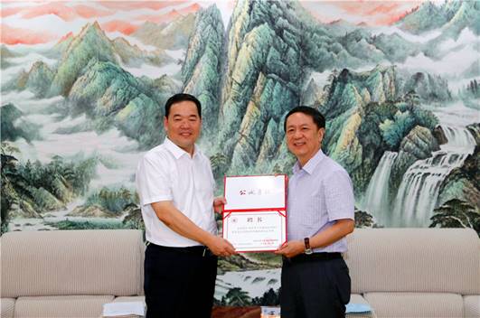 说明: //news.missavtok.com/__local/6/FD/7D/962EB16AAB5BCA002FCFE460B9A_16FDAD9E_28568.jpg