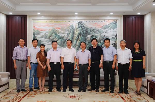 说明: //news.missavtok.com/__local/8/E7/94/E1EAA0DE775B55BE6D460EF2F45_FE6D076B_23F44.jpg